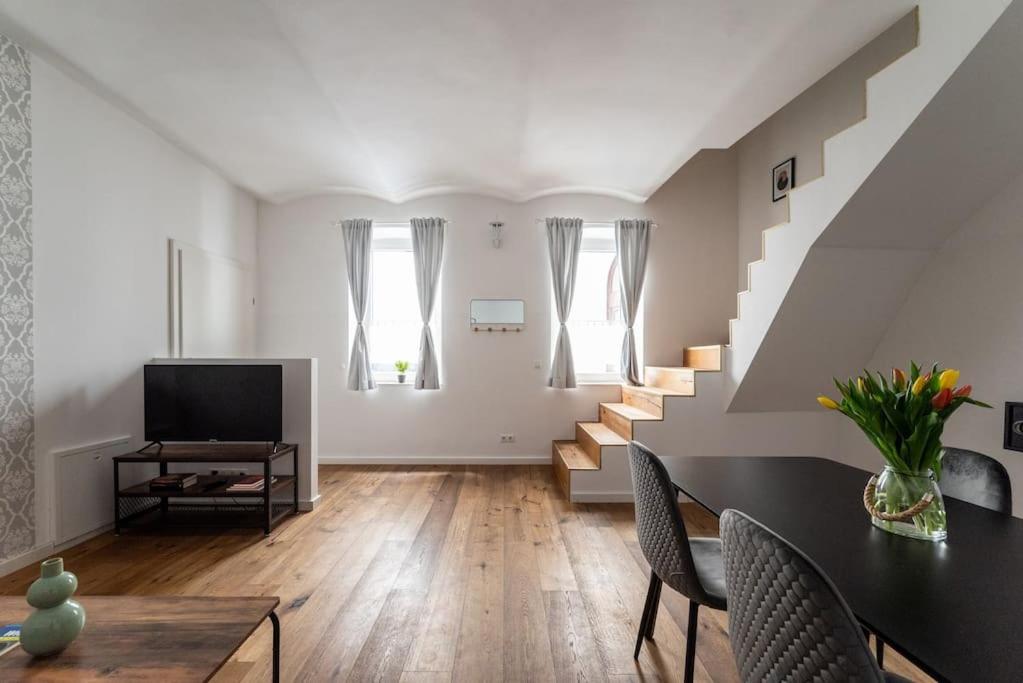 Apartmán Neat 1Br Duplex By Metro And Center By Hm Vídeň Exteriér fotografie